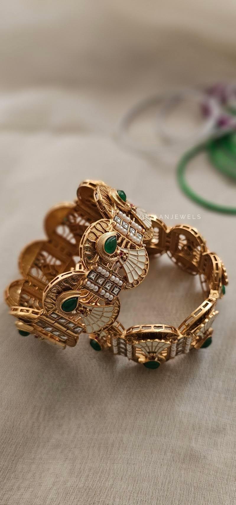 Kaena handcrafted openable kada Thumbnail