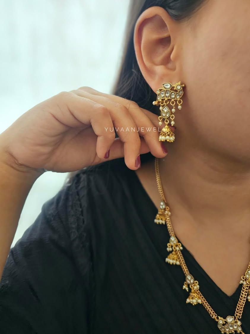 Kashika handcrafted long necklace Thumbnail