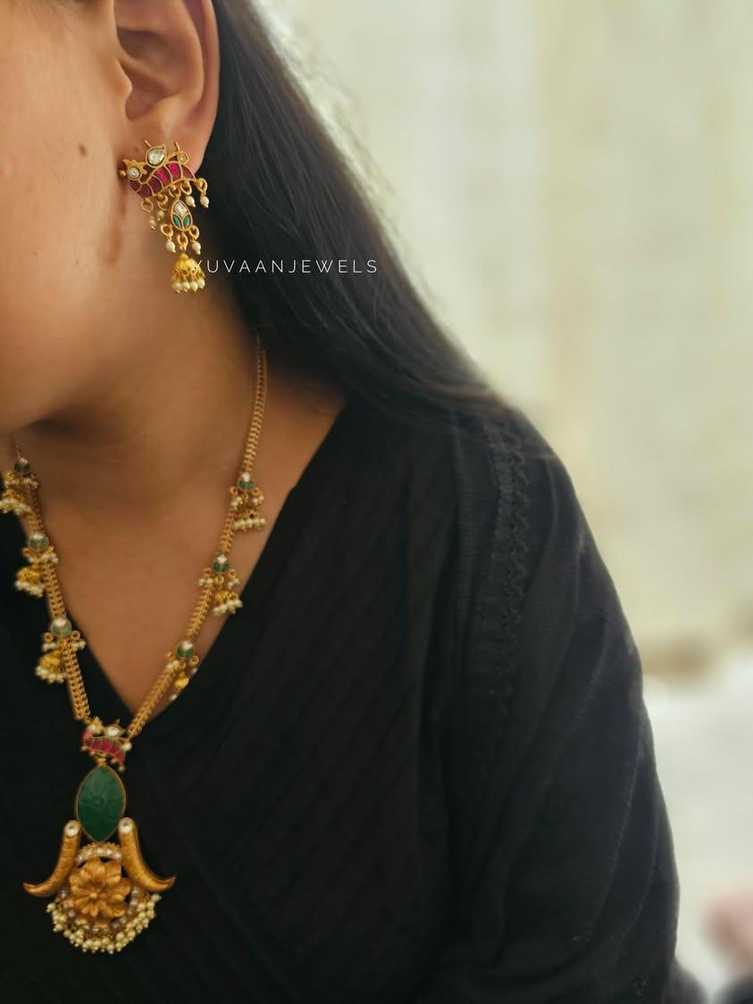 Kashika handcrafted long necklace Thumbnail