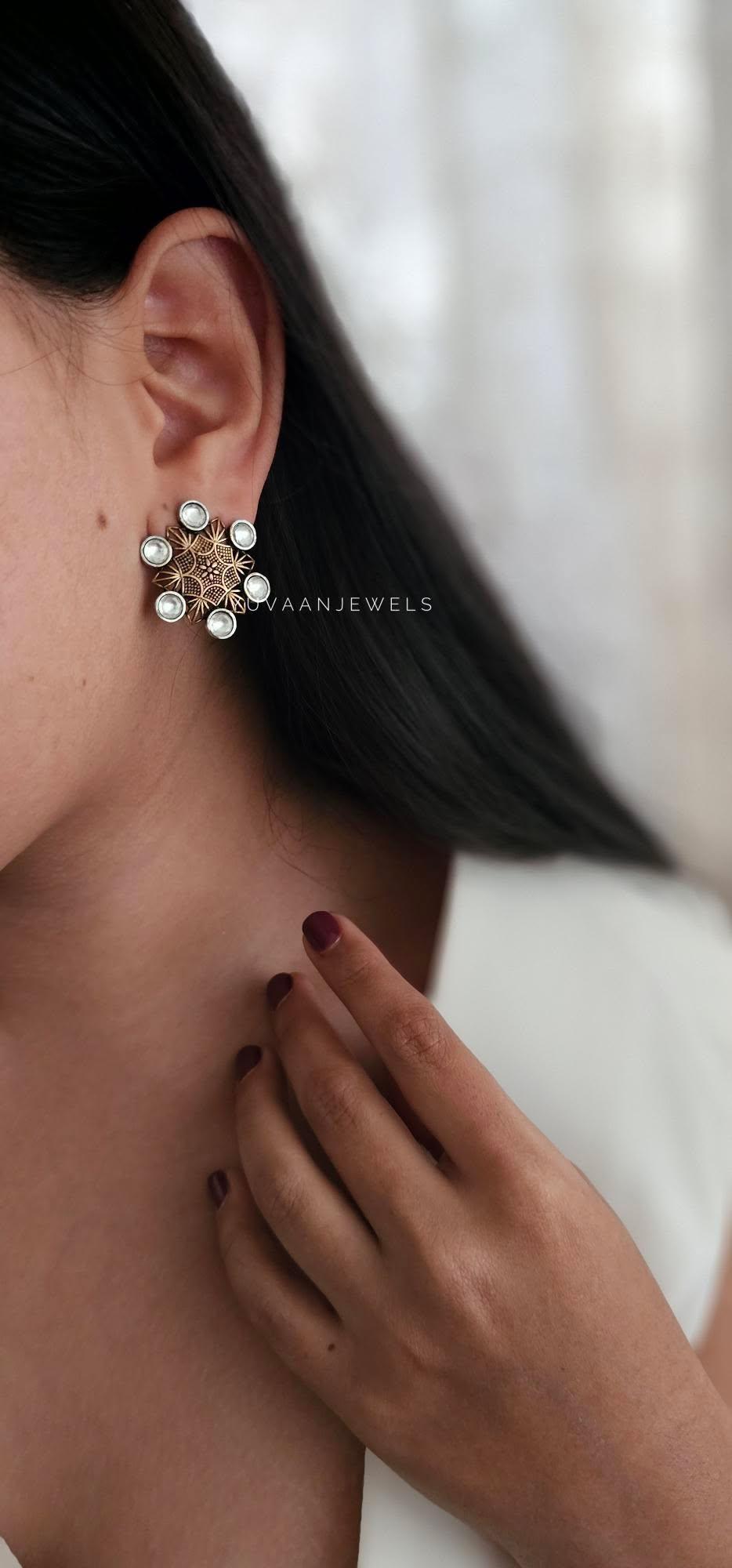 Chakra polki studs Thumbnail
