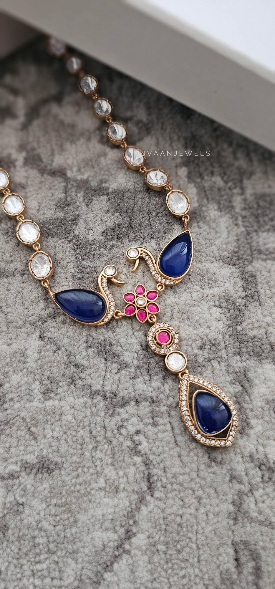 Love birds handcrafted necklace Thumbnail