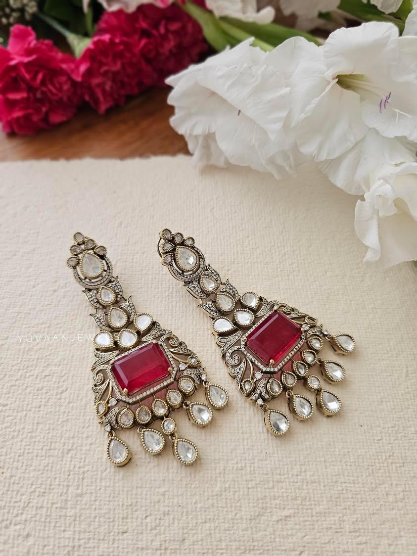 Shia quartz and polki earrings Thumbnail