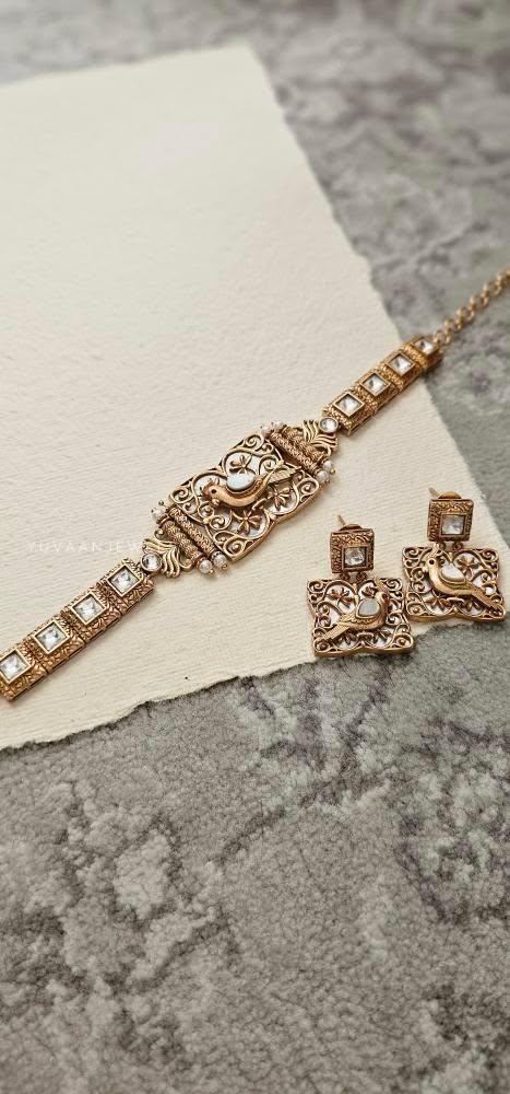 Kristen handcrafted choker Thumbnail
