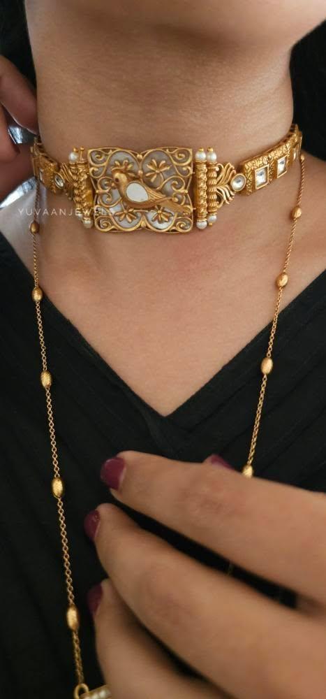 Kristen handcrafted choker Thumbnail