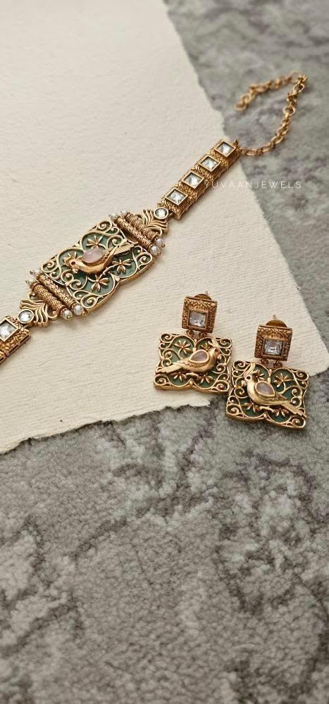 Kristen handcrafted choker Thumbnail