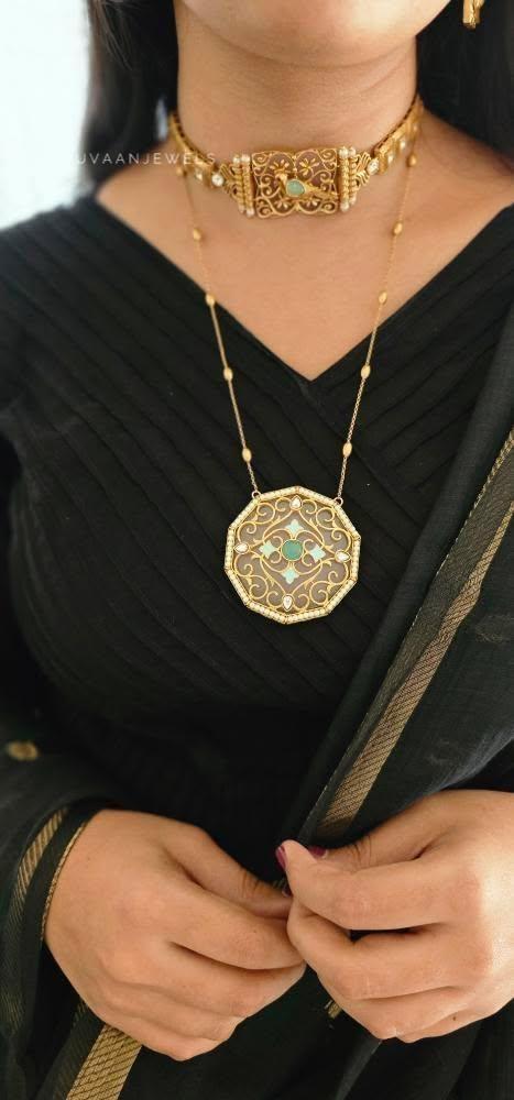 Kristen handcrafted choker Thumbnail