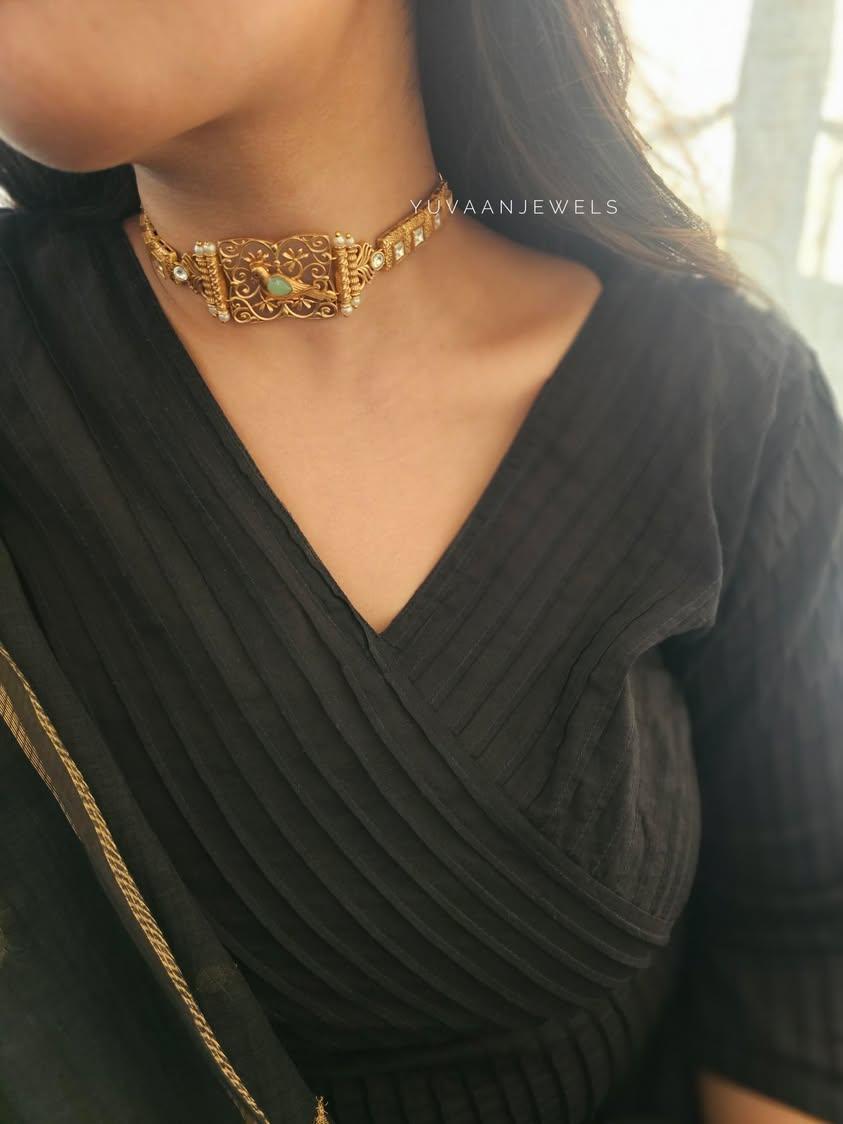 Kristen handcrafted choker Thumbnail