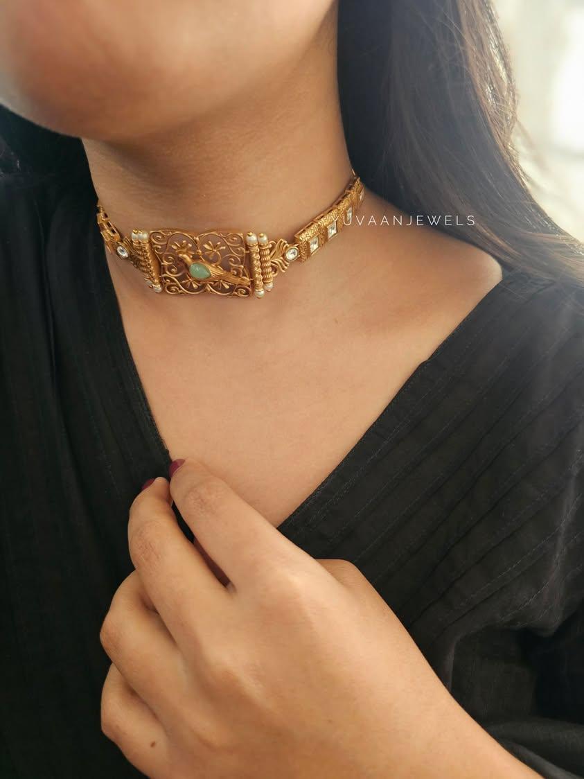 Kristen handcrafted choker Thumbnail