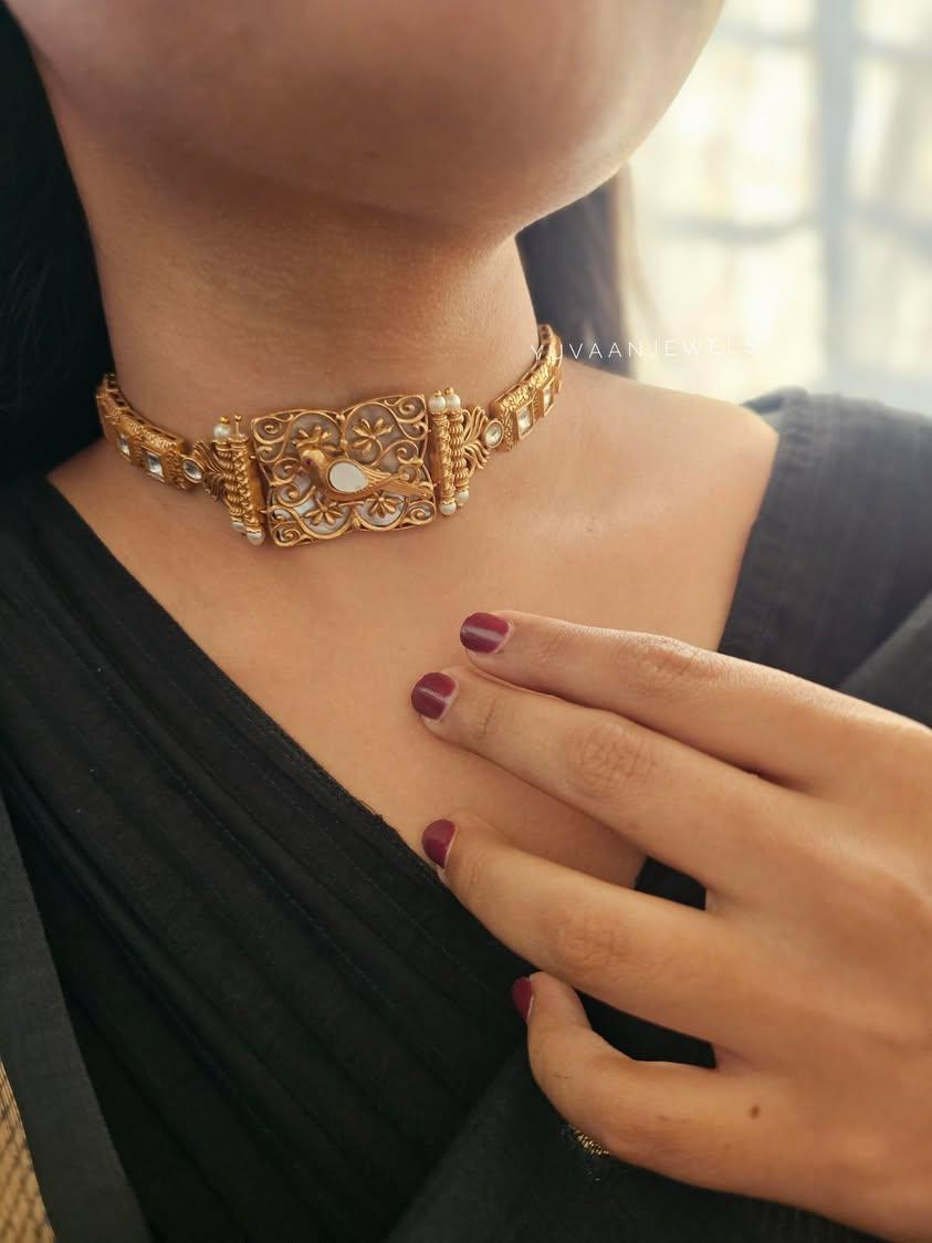 Kristen handcrafted choker Thumbnail