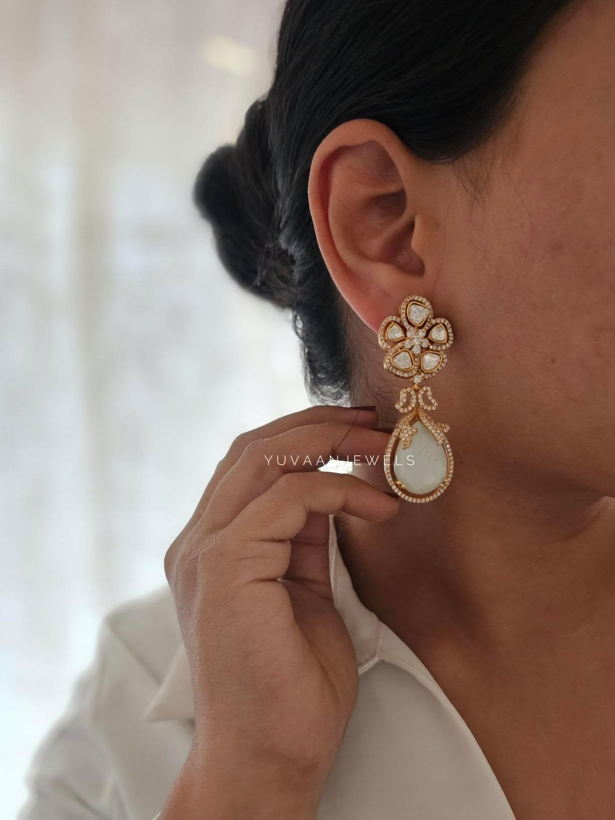 Alora quartz and polki earring Thumbnail