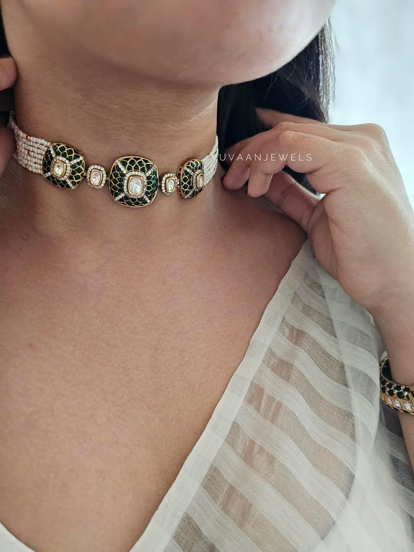 Shamsi delicate meenakari choker Thumbnail