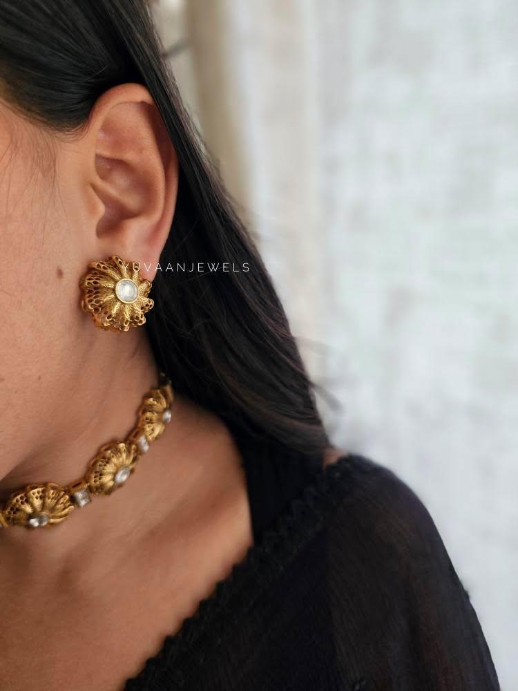 Saami handcrafted polki choker Thumbnail