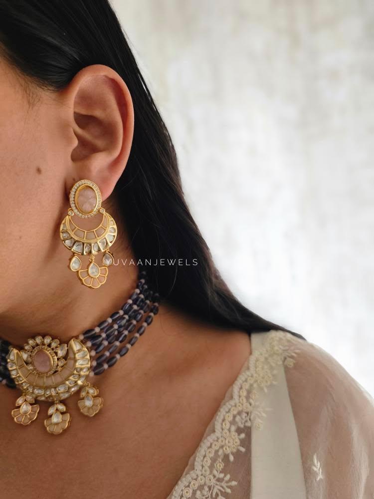 Benaras handcrafted choker Thumbnail