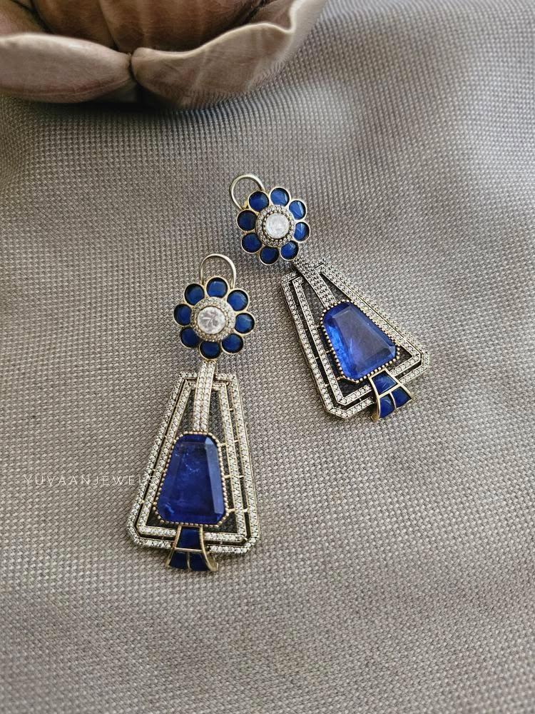 Nirvidha quartz earrings Thumbnail