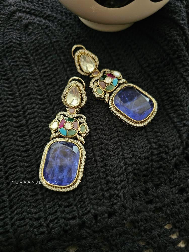 Swara quartz and polki earrings Thumbnail