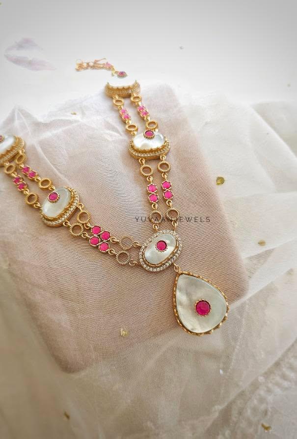 Prushka quartz and polki necklace Thumbnail
