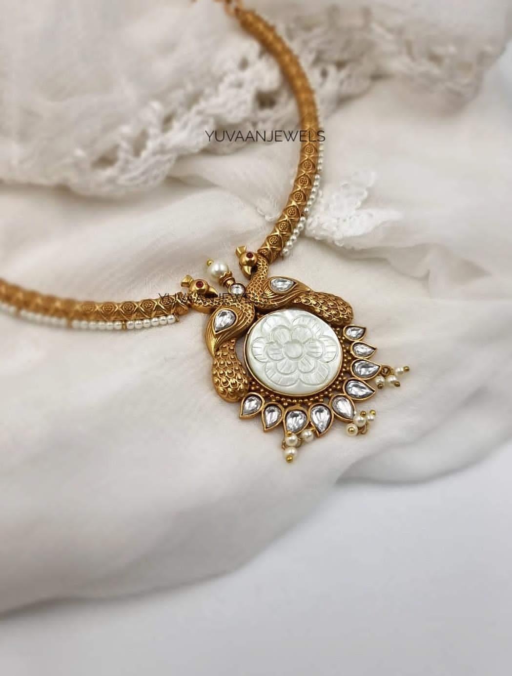 Sulkh vintage necklace Thumbnail