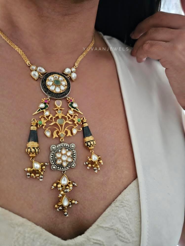 Cyra handcrafted necklace Thumbnail