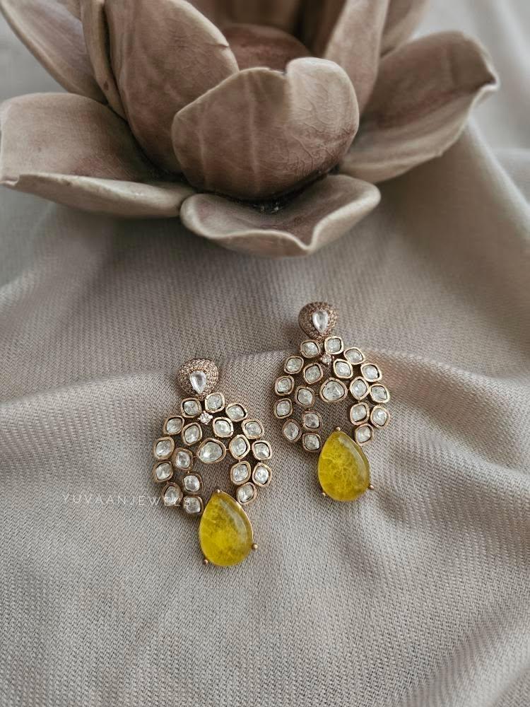 Ruhi quartz and polki earrings Thumbnail