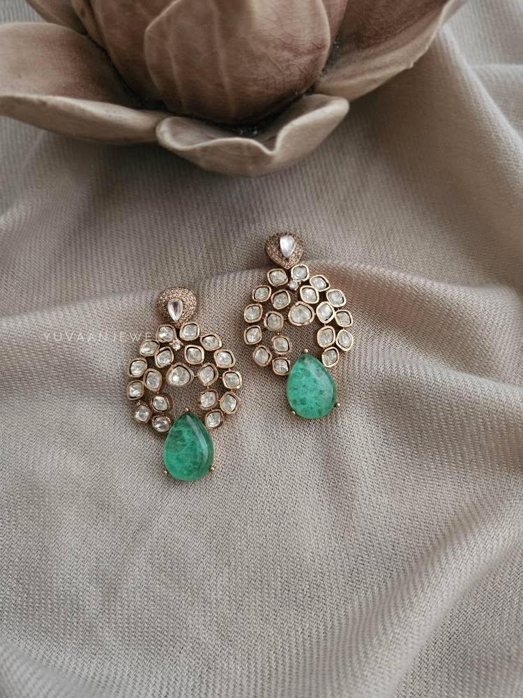 Ruhi quartz and polki earrings Thumbnail