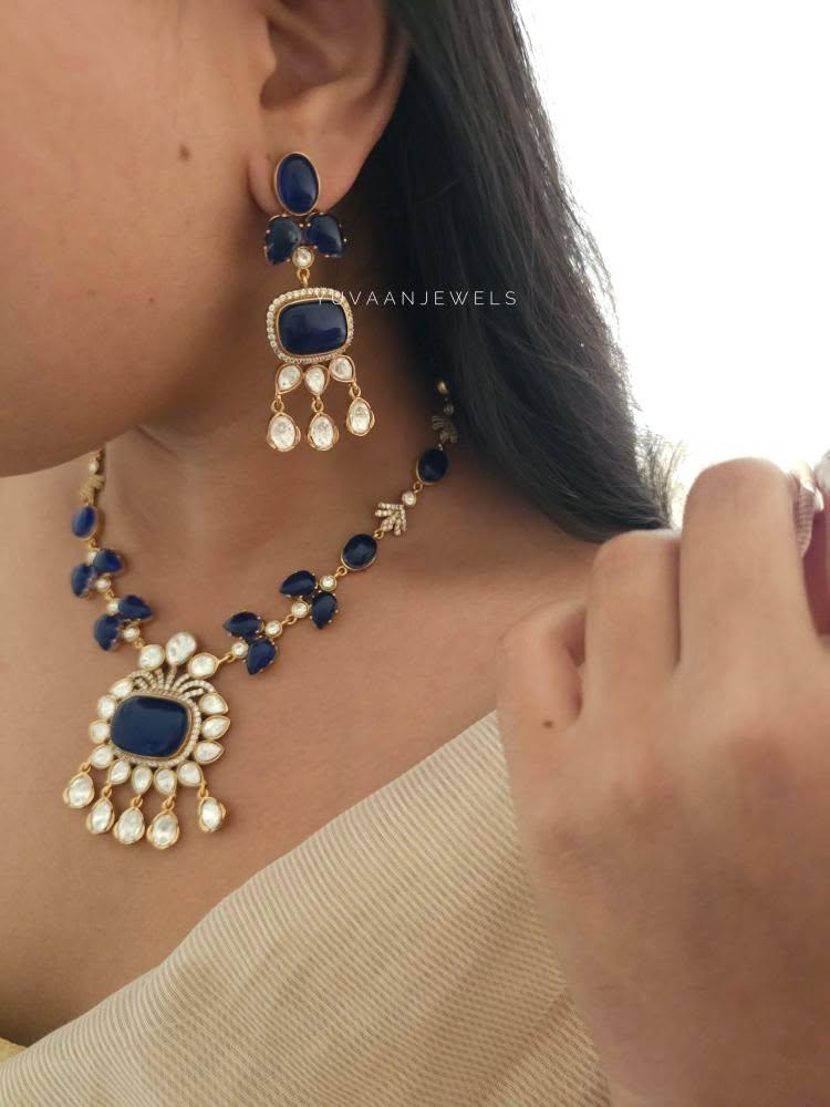 Aghna quartz and polki necklace Thumbnail