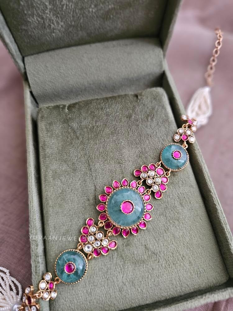 Sajidah quartz and polki choker Thumbnail