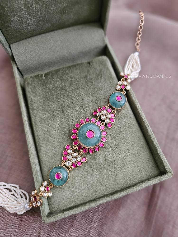 Sajidah quartz and polki choker Thumbnail