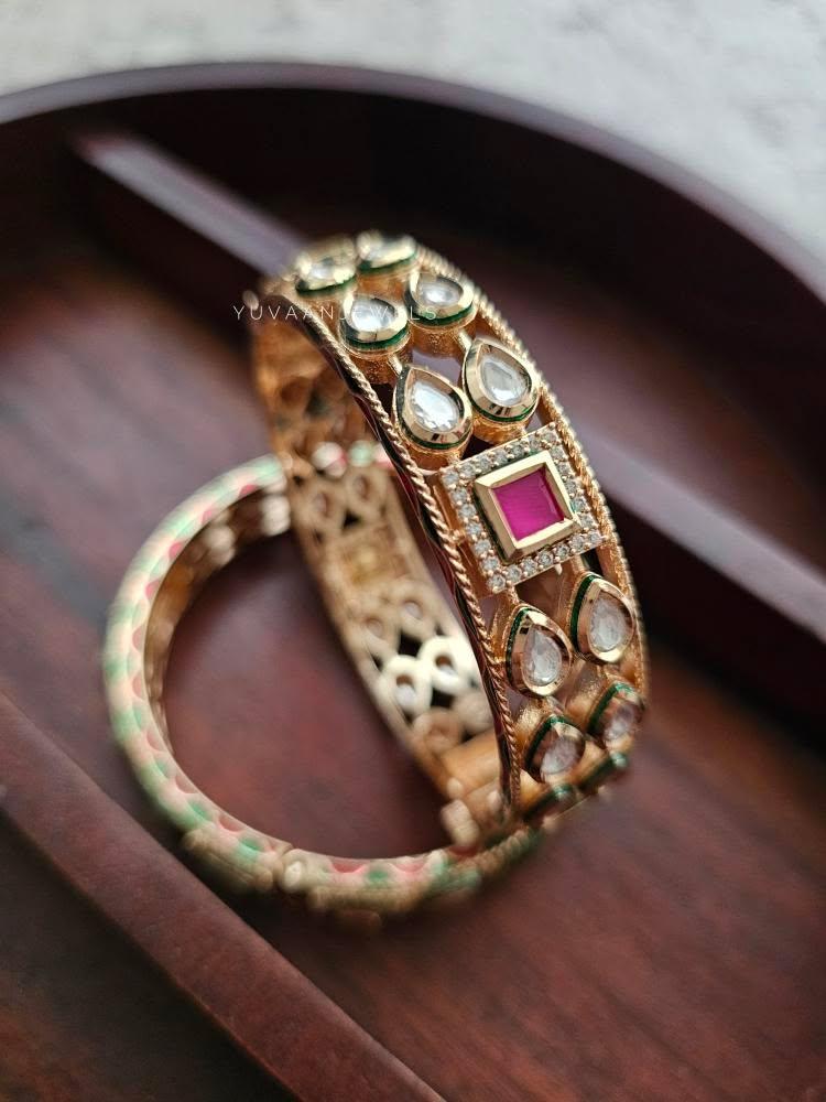 Lilavati polki bangles Thumbnail