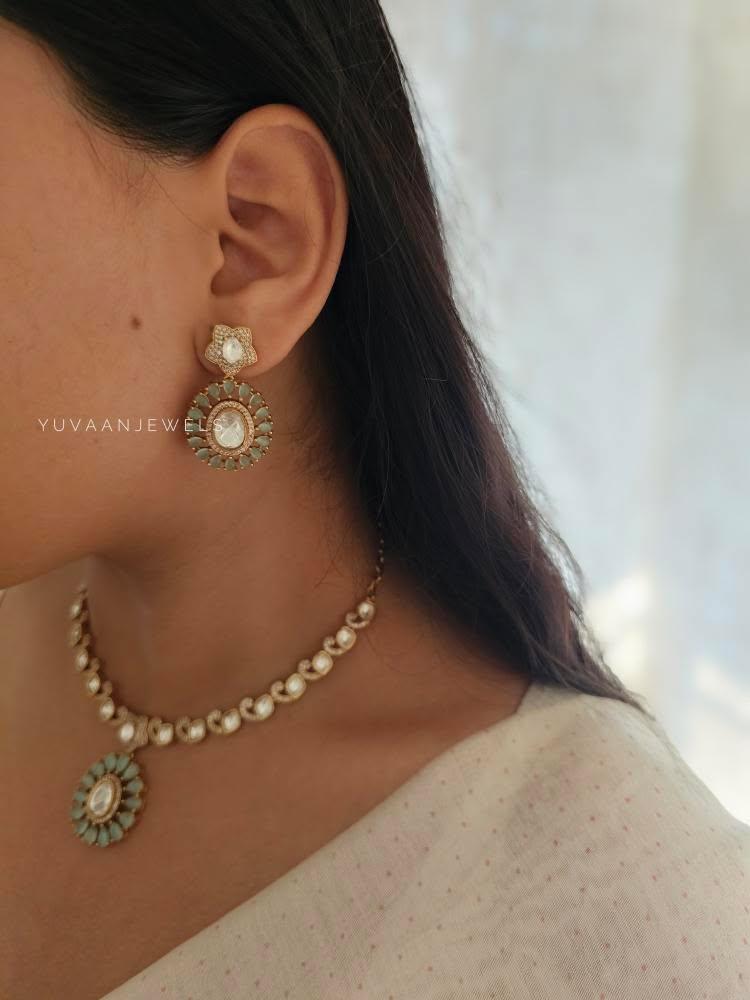 Arunika polki necklace Thumbnail