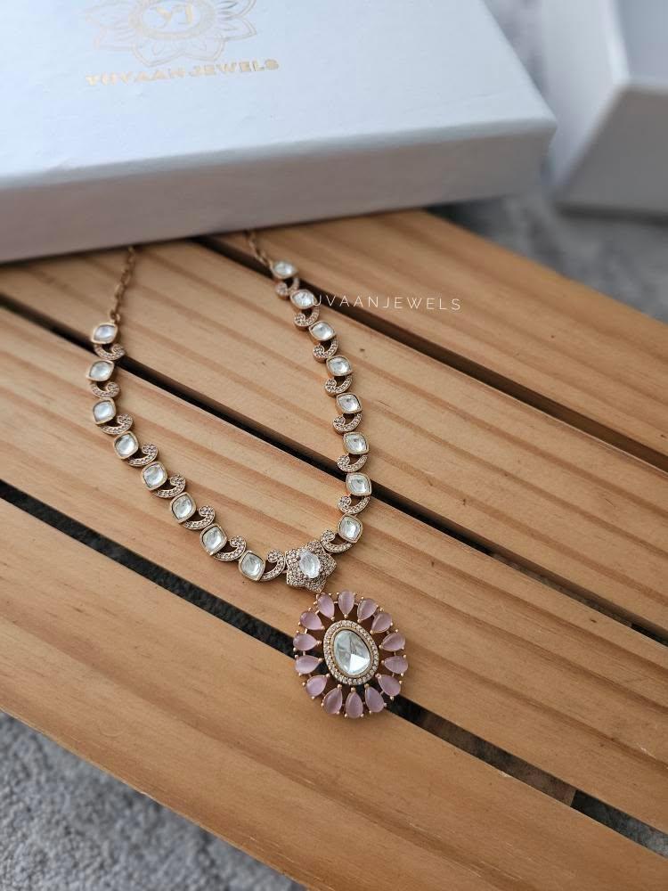 Arunika polki necklace Thumbnail