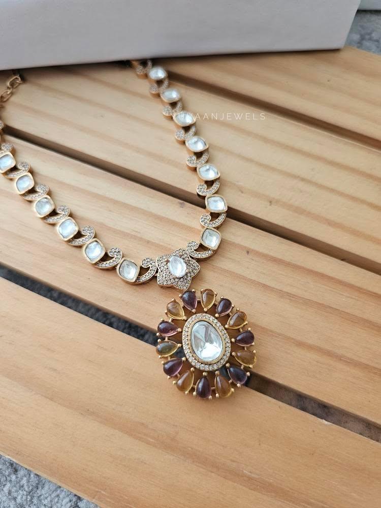 Arunika polki necklace Thumbnail