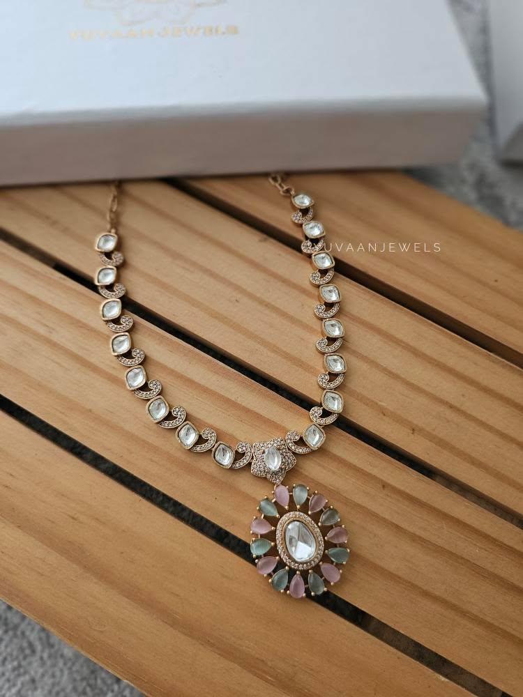 Arunika polki necklace Thumbnail