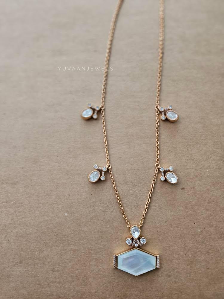 Ruaa delicate necklace Thumbnail