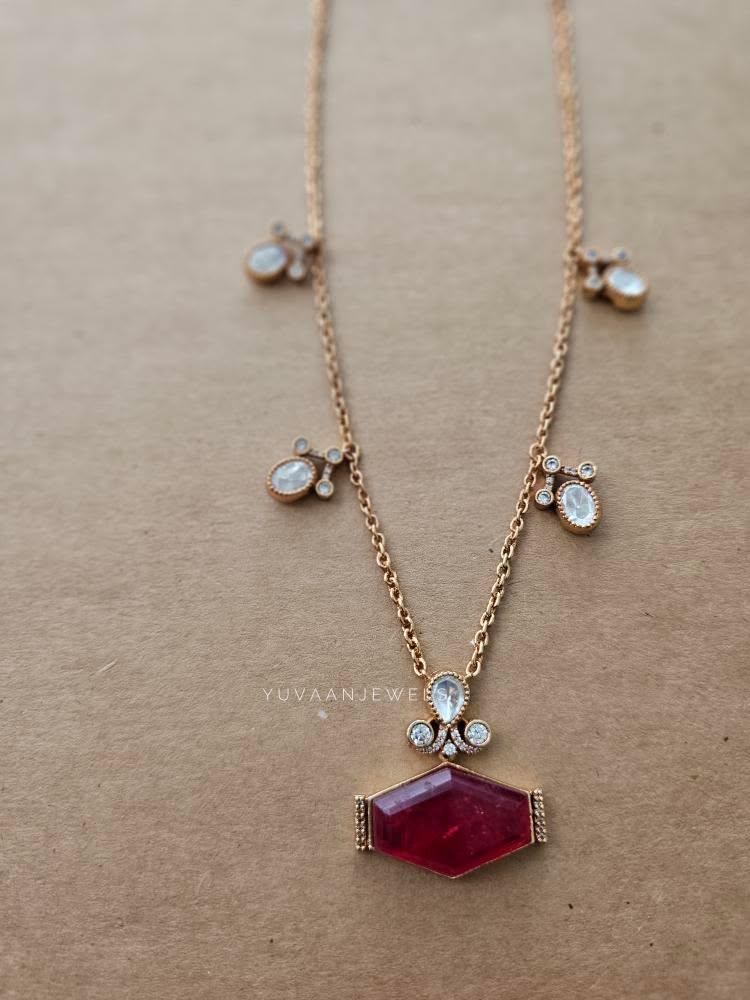 Ruaa delicate necklace Thumbnail