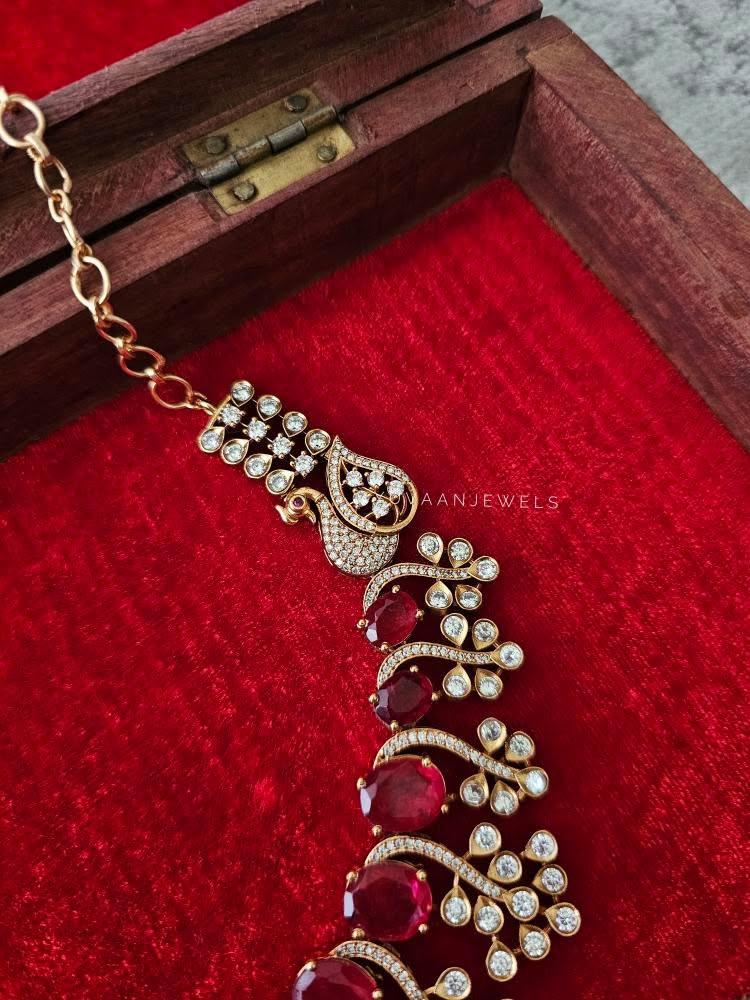 Solana quartz and polki necklace Thumbnail
