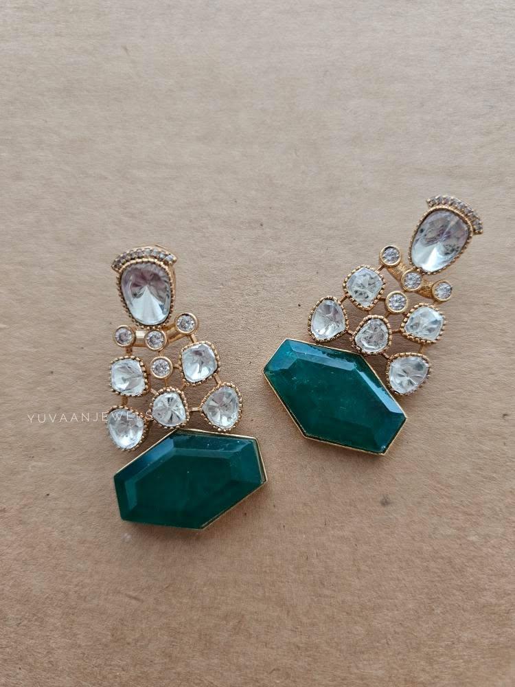 Aashna quartz and polki necklace Thumbnail