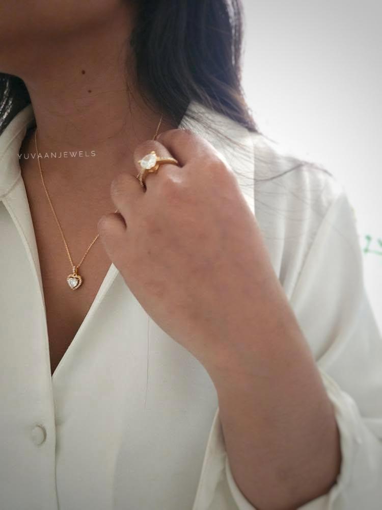 Ivelle ring Thumbnail