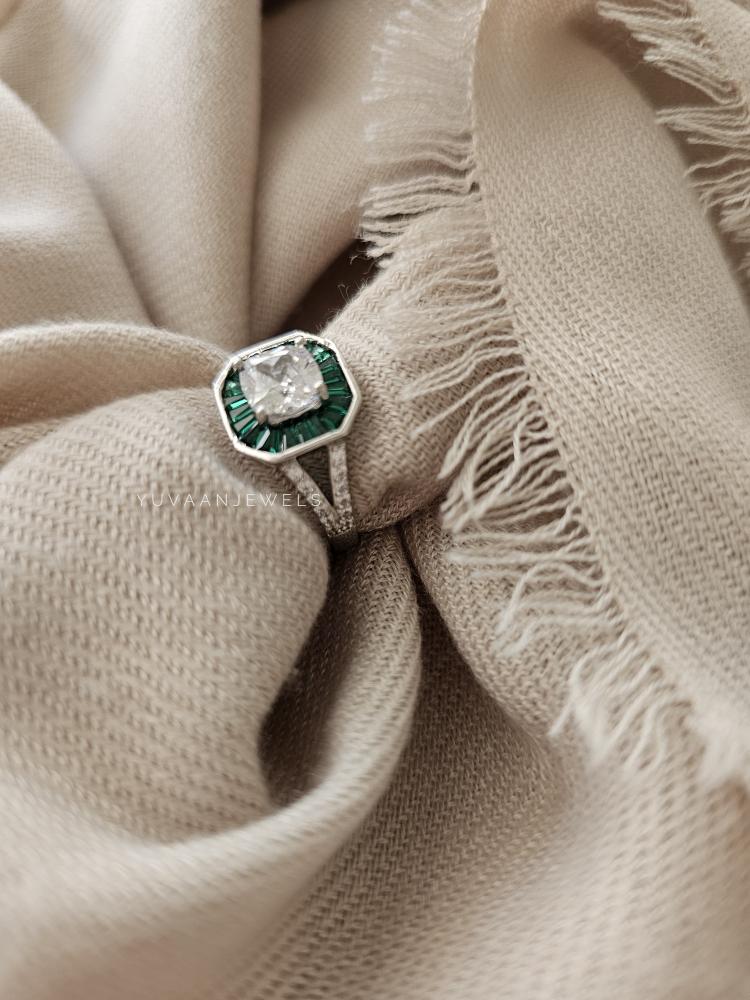 Zyran ring Thumbnail