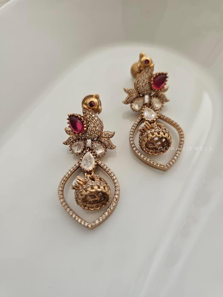 Miu earrings Thumbnail