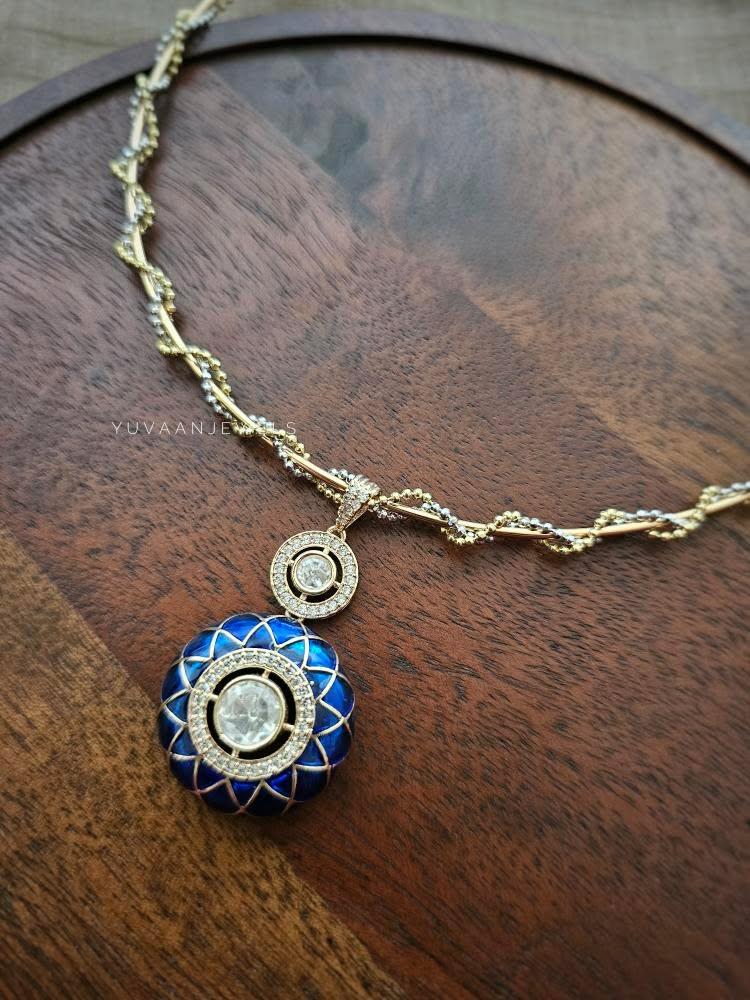 Shritika hasli necklace Thumbnail
