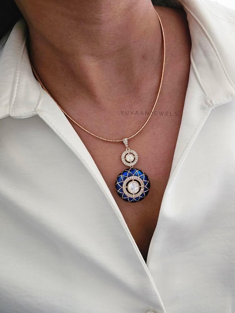 Shritika hasli necklace Thumbnail