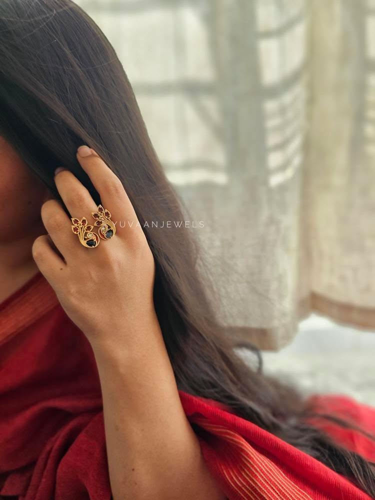 Zoohi handcrafted ring Thumbnail