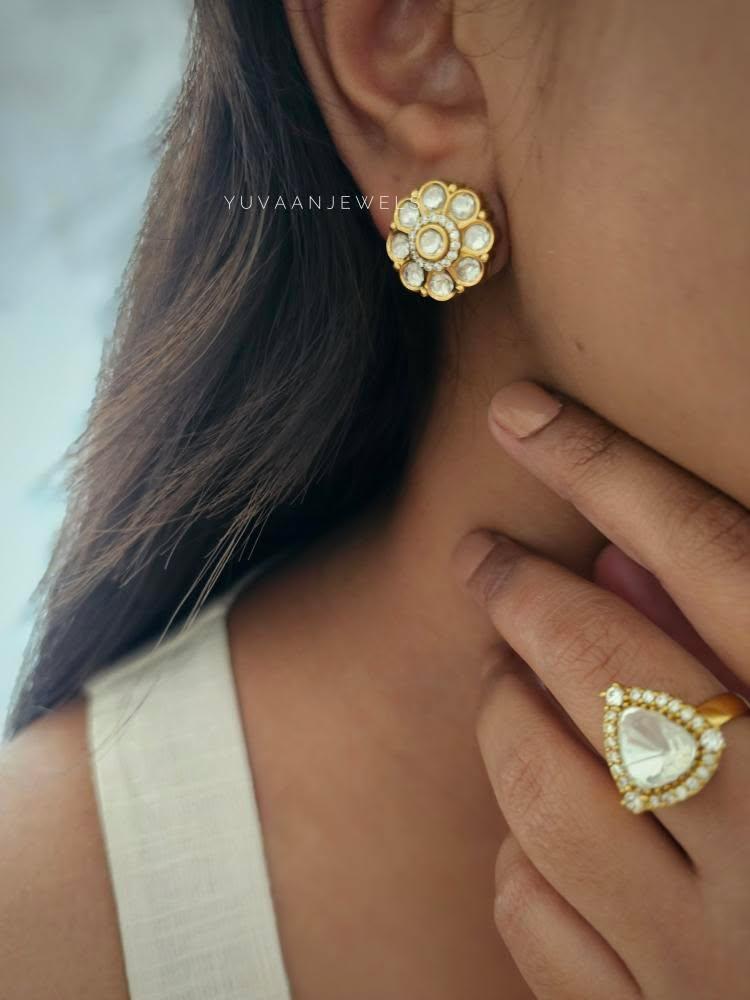 Veena polki studs Thumbnail