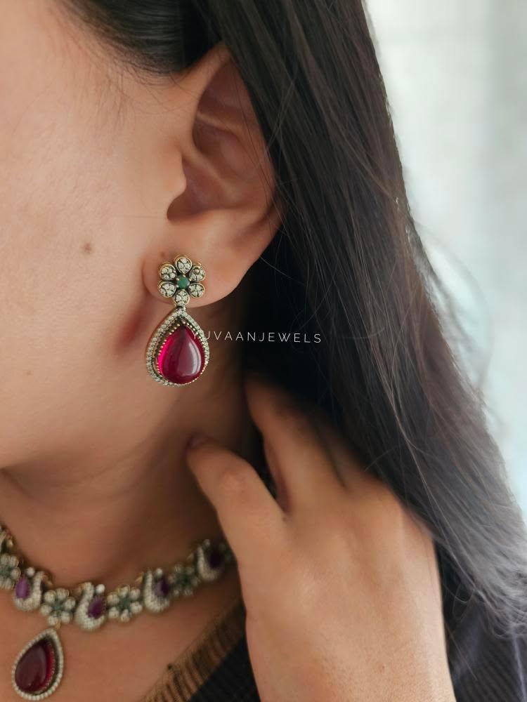 Shaam peacock motif necklace Thumbnail