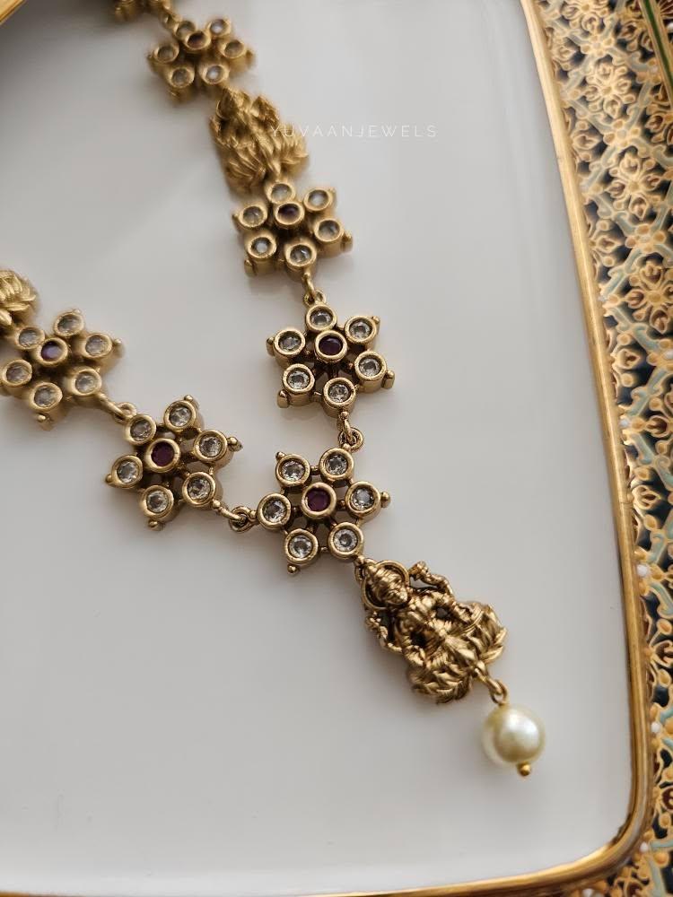 Maamta handcrafted necklace Thumbnail