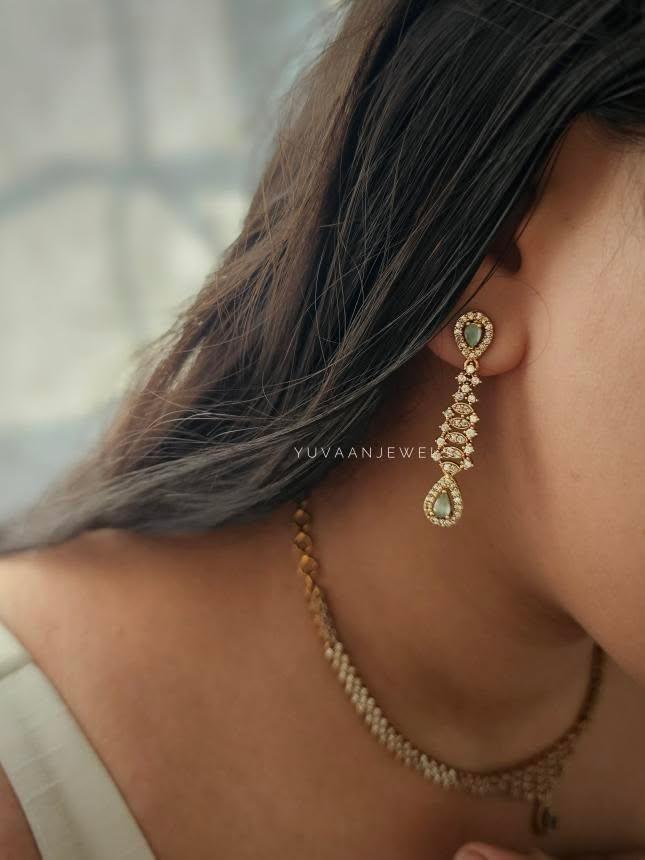 Meria delicate necklace Thumbnail