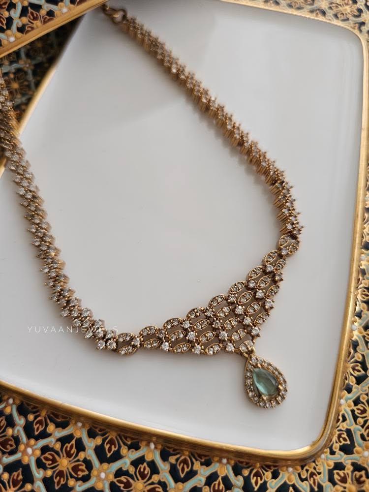 Meria delicate necklace Thumbnail