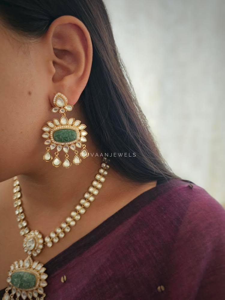Ipsa stone necklace Thumbnail