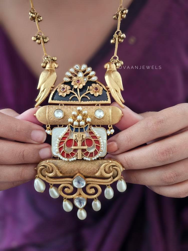 Suraya handcrafted long necklace Thumbnail