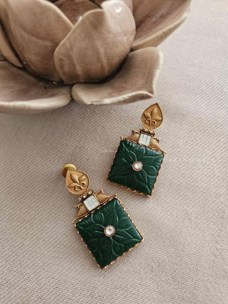 Madhubani handcrafted long necklace Thumbnail